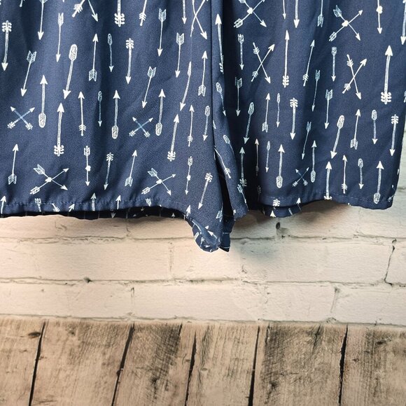 AS U WISH WOMENS SHORT ROMPER NAVY WITH WHITE ARROWS SIZE LARGE EUC - Picture 4 of 6
